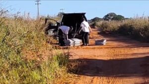 Dupla é morta após cobrança em oficina; polícia apura ligação com disputa entre facções