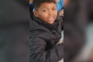 “MEU FILHO QUER VOLTAR A VIVER”: MENINO QUEIMADO EM 80% DO CORPO VENCE MAIS UMA BATALHA
